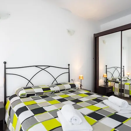 Home2book Urban Loft Las Granadas