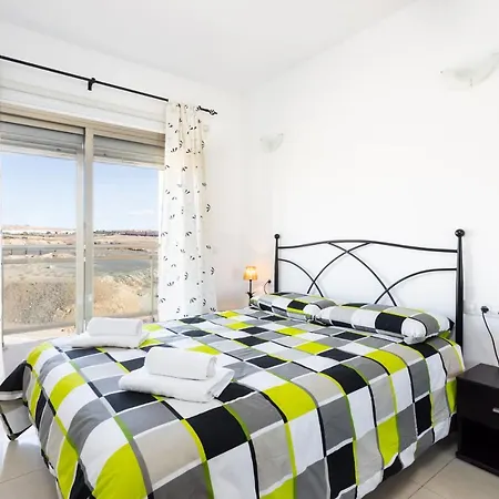 Home2book Urban Loft Las Granadas Appartement