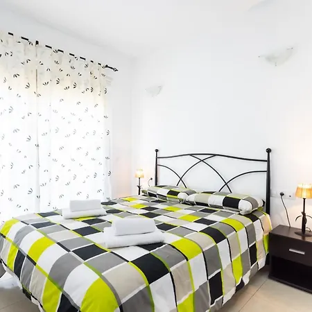 Home2book Urban Loft Las Granadas Appartamento